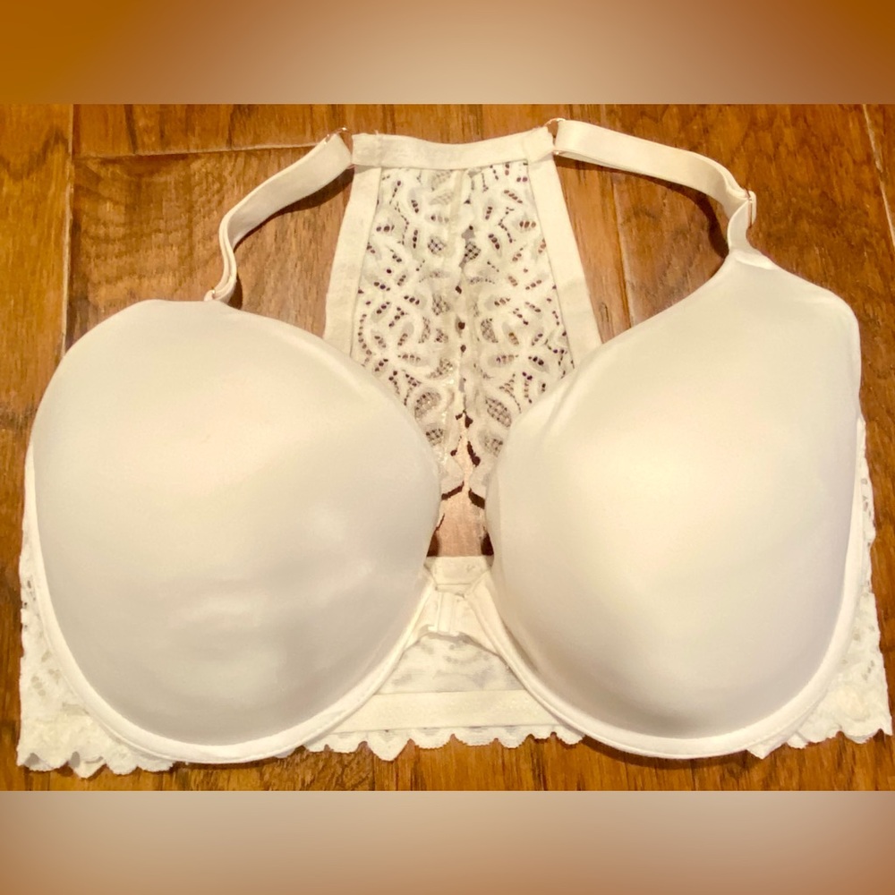 Victoria's Secret White Lace Push Up Push‎ Up-Front Closure Bra